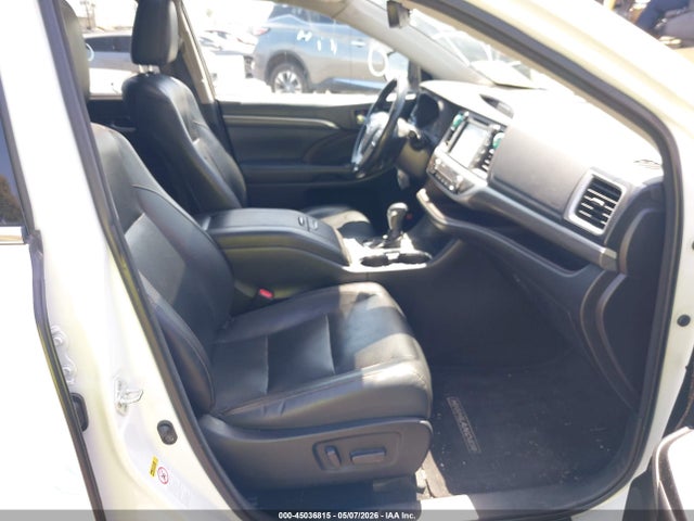 45036815 :رقم المزاد ، 5TDYZRFH4JS264332 vin ، 2018 Toyota Highlander Limited مزاد بيع