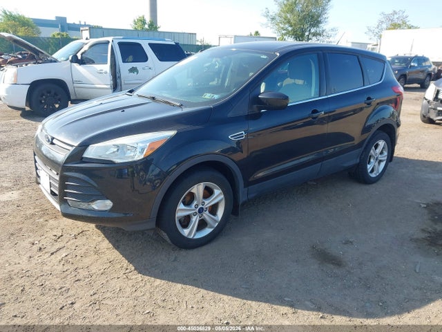 45036829 :رقم المزاد ، 1FMCU9GX7FUC54083 vin ، 2015 Ford Escape Se مزاد بيع