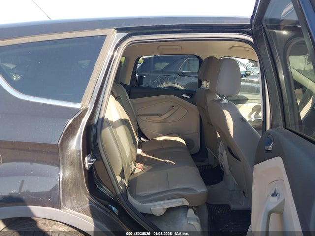 45036829 :رقم المزاد ، 1FMCU9GX7FUC54083 vin ، 2015 Ford Escape Se مزاد بيع