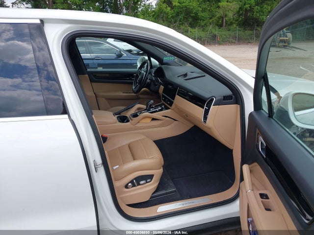 45036850 :رقم المزاد ، WP1AA2AY2LDA08484 vin ، 2020 Porsche Cayenne مزاد بيع