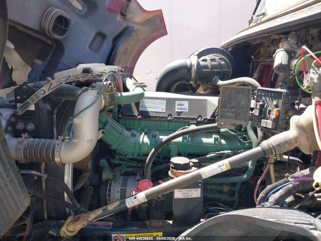 Volvo VNL 2022 4V4NC9EHXNN287345 Image 9