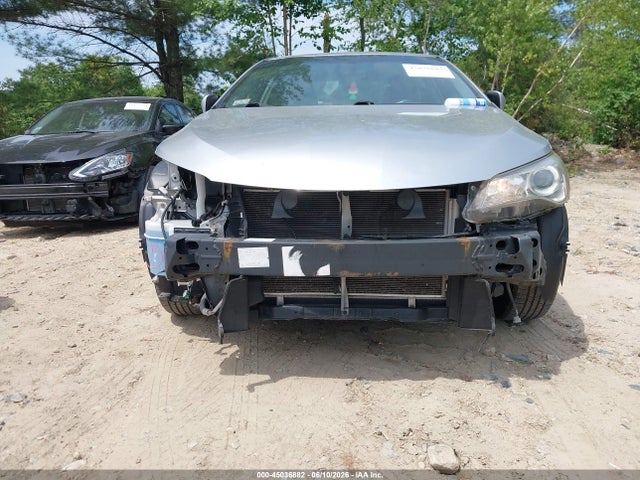 45036882 :رقم المزاد ، 4T1BF1FK9FU109222 vin ، 2015 Toyota Camry Le مزاد بيع
