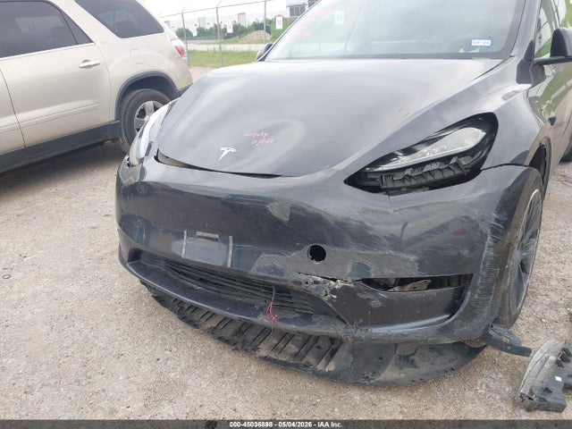 Продаж на аукціоні авто 2024 Tesla Model Y Long Range Single Motor Rear-wheel Drive/rwd, vin: 7SAYGDED6RA304238, номер лоту: 45036898