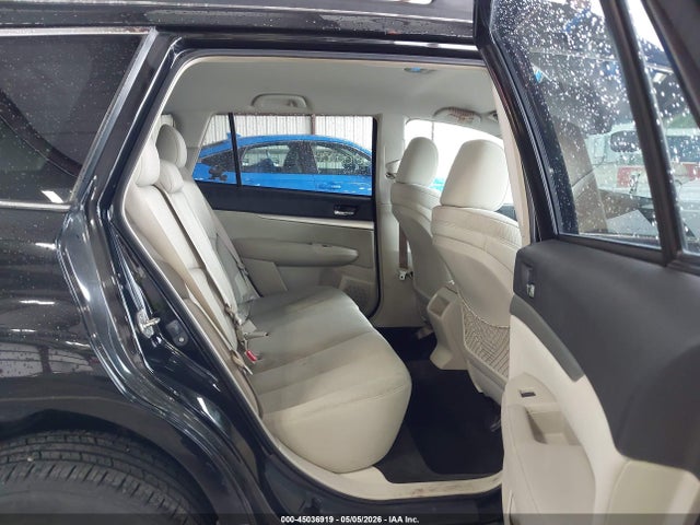 45036919 :رقم المزاد ، 4S4BRCCC6B3415620 vin ، 2011 Subaru Outback 2.5i Premium مزاد بيع