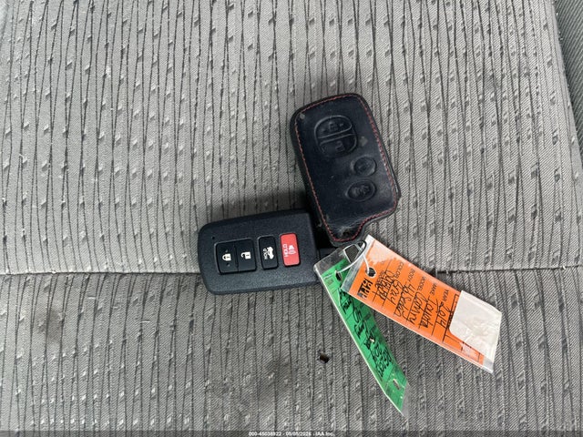 Продаж на аукціоні авто 2014 Toyota Camry Hybrid Xle, vin: 4T1BD1FK8EU098654, номер лоту: 45036922