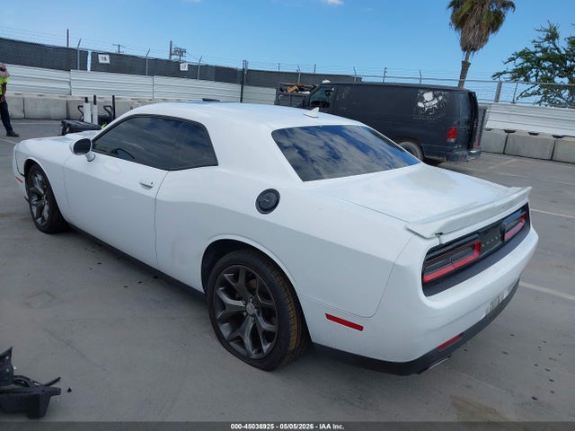 45036925 :رقم المزاد ، 2C3CDZAG3FH722749 vin ، 2015 Dodge Challenger Sxt مزاد بيع