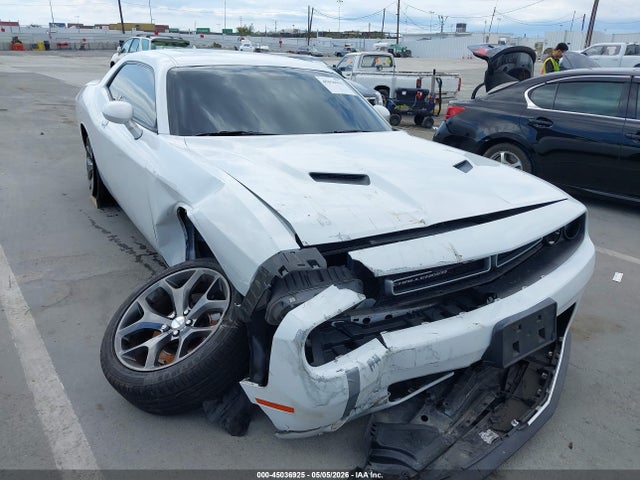 45036925 :رقم المزاد ، 2C3CDZAG3FH722749 vin ، 2015 Dodge Challenger Sxt مزاد بيع