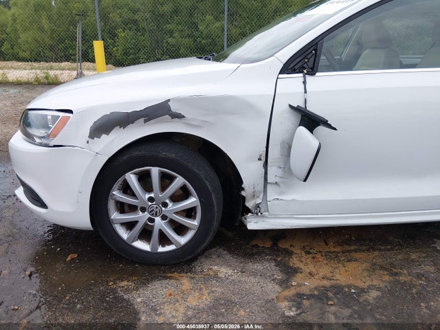 45036937 :رقم المزاد ، 3VWD17AJ4EM286760 vin ، 2014 Volkswagen Jetta 1.8t Se مزاد بيع