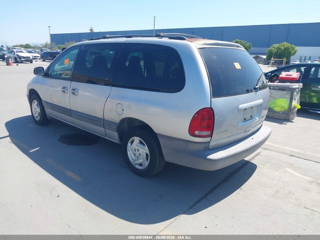 2000 Dodge Grand Caravan Se მანქანა იყიდება აუქციონზე, vin: 1B4GP44R2YB639214, აუქციონის ნომერი: 45036944