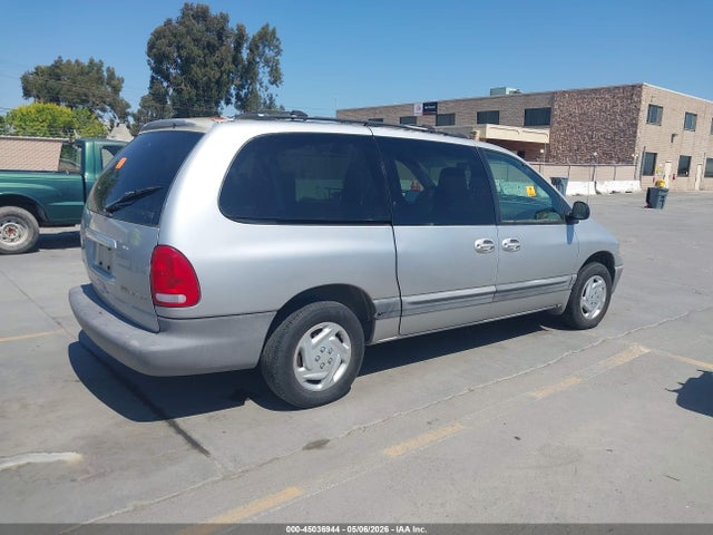 2000 Dodge Grand Caravan Se მანქანა იყიდება აუქციონზე, vin: 1B4GP44R2YB639214, აუქციონის ნომერი: 45036944