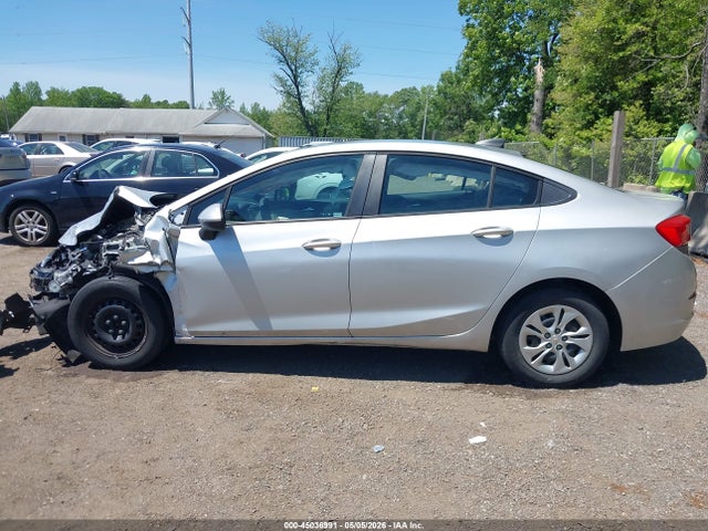 45036991 :رقم المزاد ، 1G1BC5SM6K7147066 vin ، 2019 Chevrolet Cruze Ls مزاد بيع