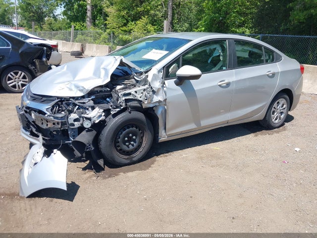45036991 :رقم المزاد ، 1G1BC5SM6K7147066 vin ، 2019 Chevrolet Cruze Ls مزاد بيع