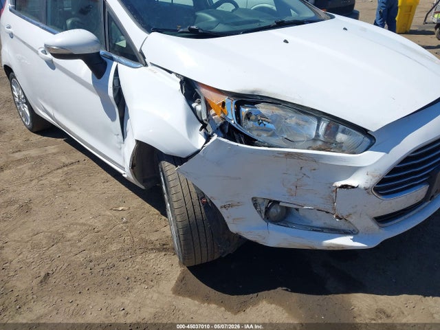 Ford Fiesta Titanium 2015 3FADP4FJ9FM205638 Image 17