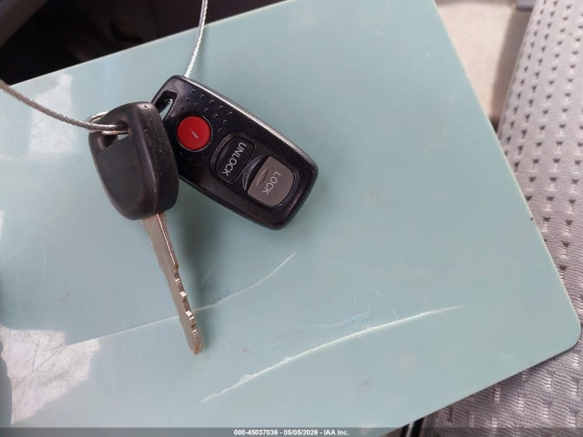 45037036 :رقم المزاد ، JM3LW28A140519785 vin ، 2004 Mazda Mpv Lx مزاد بيع