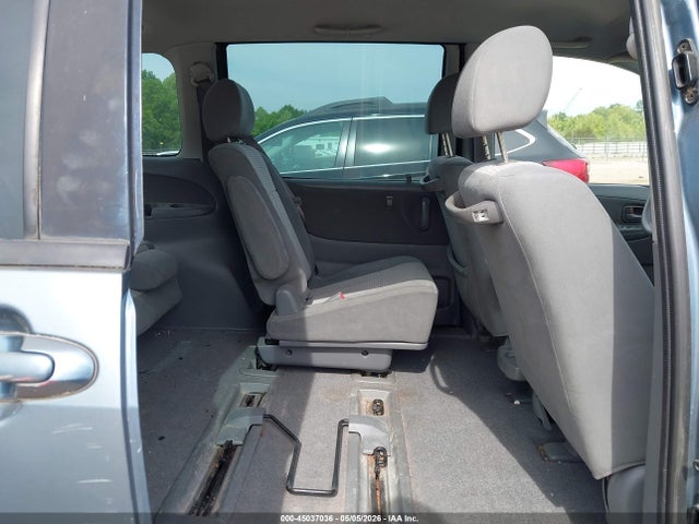 45037036 :رقم المزاد ، JM3LW28A140519785 vin ، 2004 Mazda Mpv Lx مزاد بيع