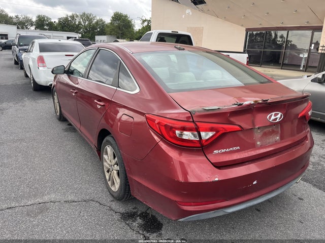 Продажа на аукционе авто 2015 Hyundai Sonata Se, vin: 5NPE24AF2FH109467, номер лота: 45037043