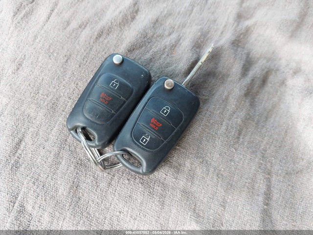 45037052 :رقم المزاد ، KNDJT2A5XC7467701 vin ، 2012 Kia Soul مزاد بيع