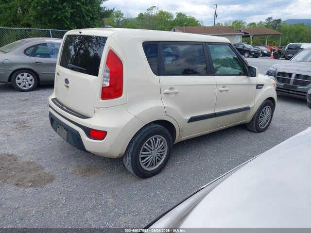 45037052 :رقم المزاد ، KNDJT2A5XC7467701 vin ، 2012 Kia Soul مزاد بيع