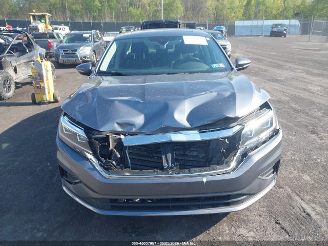 Продажа на аукционе авто 2022 Volkswagen Passat 2.0t Se, vin: 1VWSA7A33NC009866, номер лота: 45037057