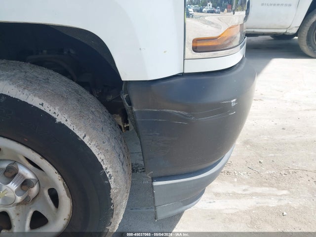 45037065 :رقم المزاد ، 1GCNCNEH1HZ338345 vin ، 2017 Chevrolet Silverado 1500 Wt مزاد بيع