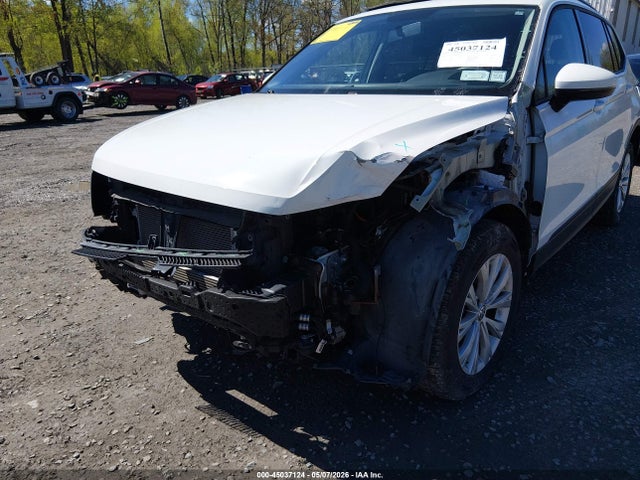 Продажа на аукционе авто 2018 Volkswagen Tiguan 2.0t S, vin: 3VV0B7AX6JM078538, номер лота: 45037124
