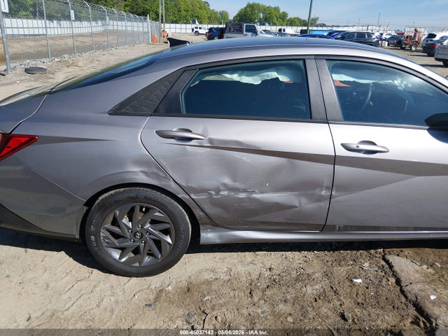 Продажа на аукционе авто 2024 Hyundai Elantra Sel, vin: KMHLM4DG4RU655120, номер лота: 45037142