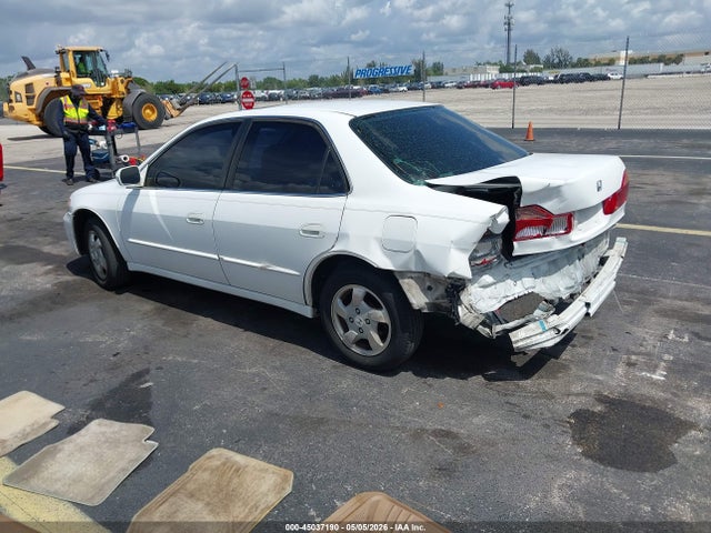 45037190 :رقم المزاد ، 1HGCG5651YA091280 vin ، 2000 Honda Accord 2.3 Ex مزاد بيع
