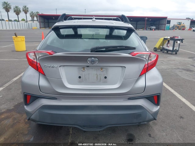 NMTKHMBX3JR061052 Toyota C-hr Xle/xle Premium