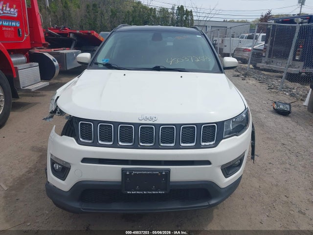 Продажа на аукционе авто 2018 Jeep Compass Latitude 4x4, vin: 3C4NJDBB2JT185780, номер лота: 45037203