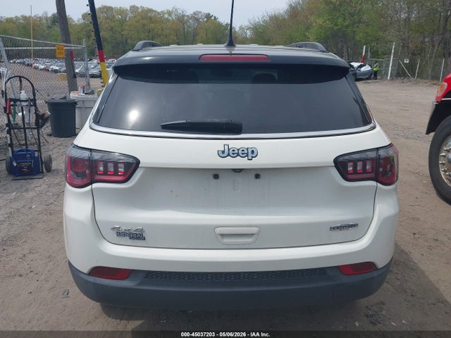 Продажа на аукционе авто 2018 Jeep Compass Latitude 4x4, vin: 3C4NJDBB2JT185780, номер лота: 45037203