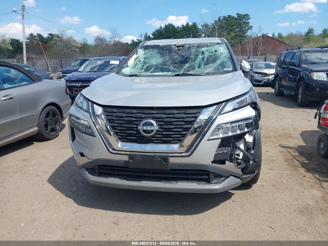 JN8BT3BB0PW186196 Nissan Rogue Sv Intelligent Awd