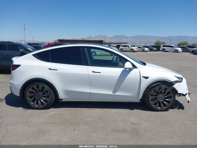 Продаж на аукціоні авто 2022 Tesla Model Y Performance Dual Motor All-wheel Drive, vin: 7SAYGDEF4NF395556, номер лоту: 45037244