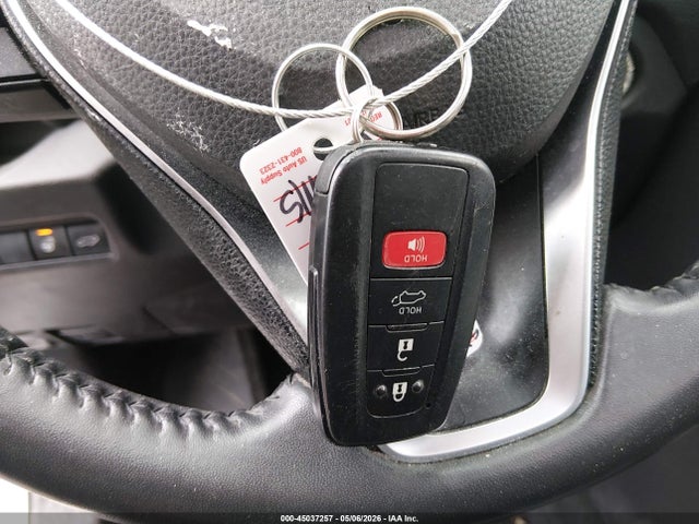 Продажа на аукционе авто 2019 Toyota Rav4 Xle Premium, vin: JTMA1RFV7KD020282, номер лота: 45037257
