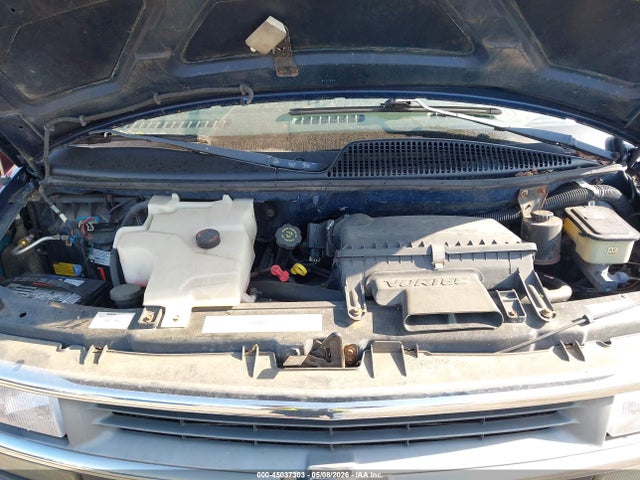 45037303 :رقم المزاد ، 1GBFG15R2Y1190168 vin ، 2000 Chevrolet Express Upfitter Pkg. مزاد بيع