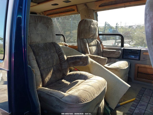 45037303 :رقم المزاد ، 1GBFG15R2Y1190168 vin ، 2000 Chevrolet Express Upfitter Pkg. مزاد بيع