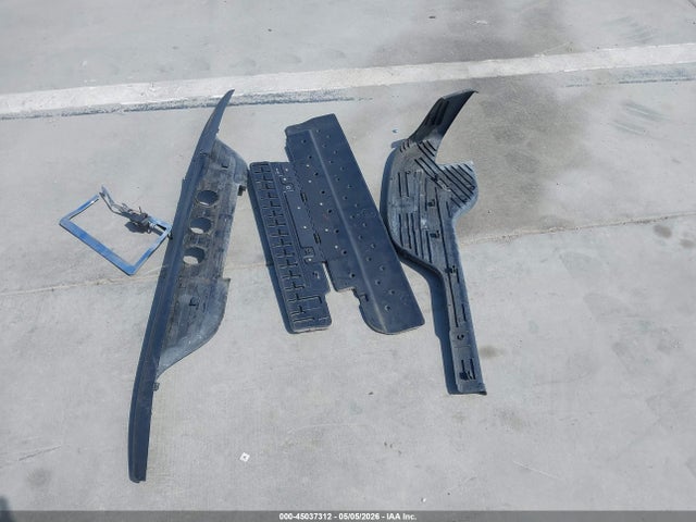 Aukcja sprzedaży 2001 Gmc Yukon Slt, vin: 1GKEC13T61J143866, numer aukcji: 45037312