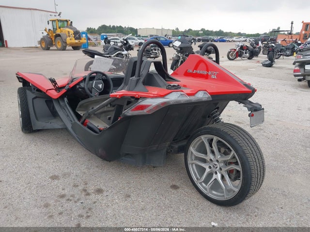 Polaris Slingshot Sl 2022 57XAAPHD7N8152245 Image 3