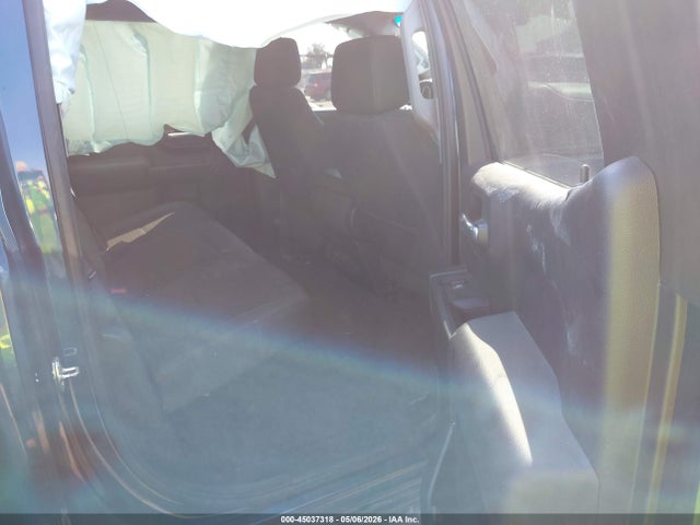1GCPWCED7KZ156254 Chevrolet Silverado 1500 Lt