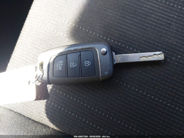 2021 Hyundai Venue Se მანქანა იყიდება აუქციონზე, vin: KMHRB8A37MU068086, აუქციონის ნომერი: 45037359