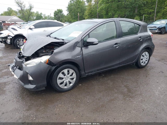 Продажа на аукционе авто 2014 Toyota Prius C Two, vin: JTDKDTB36E1572617, номер лота: 45037370
