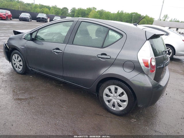 Продажа на аукционе авто 2014 Toyota Prius C Two, vin: JTDKDTB36E1572617, номер лота: 45037370