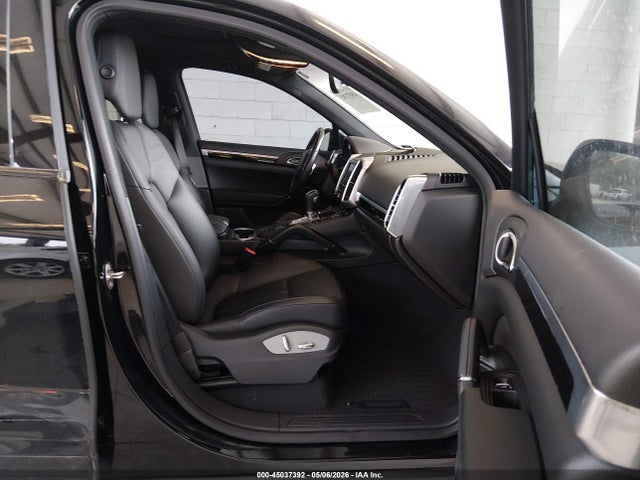Porsche Cayenne Diesel 2014 WP1AF2A26ELA38044 Image 5