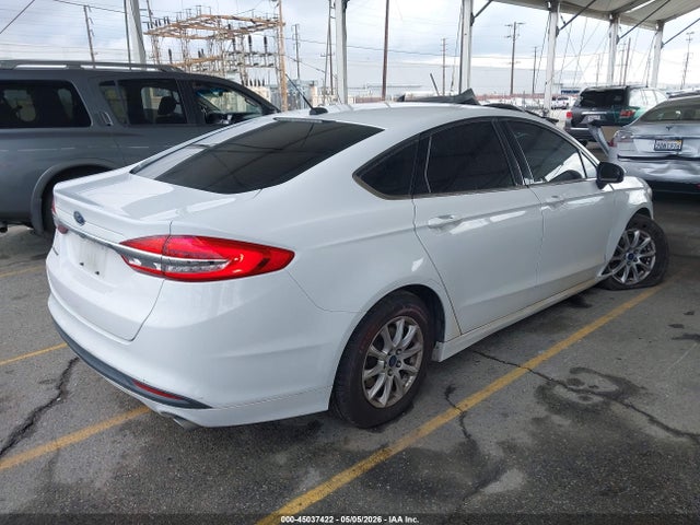 Ford FUSION S 2017 3FA6P0G71HR330403 Image 4