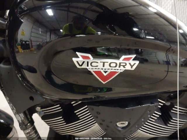Aukcja sprzedaży 2014 Victory Motorcycles Hammer 8-ball, vin: 5VPHA36N5E3028095, numer aukcji: 45037438