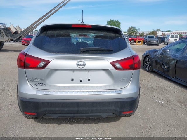 JN1BJ1CR0HW116963 Nissan Rogue Sport S