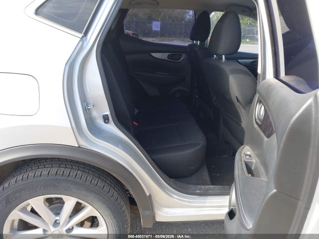 JN1BJ1CR0HW116963 Nissan Rogue Sport S