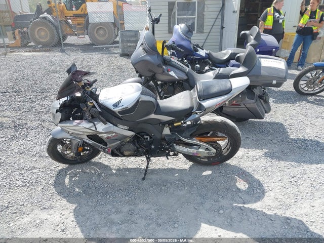 45037500 :رقم المزاد ، JH2SC57096M201245 vin ، 2006 Honda Cbr1000 Rr مزاد بيع