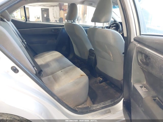 45037509 :رقم المزاد ، 2T1BURHE0FC244859 vin ، 2015 Toyota Corolla L مزاد بيع