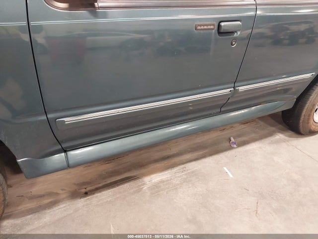 45037513 :رقم المزاد ، 1FMDU34X5TUB37894 vin ، 1996 Ford Explorer مزاد بيع
