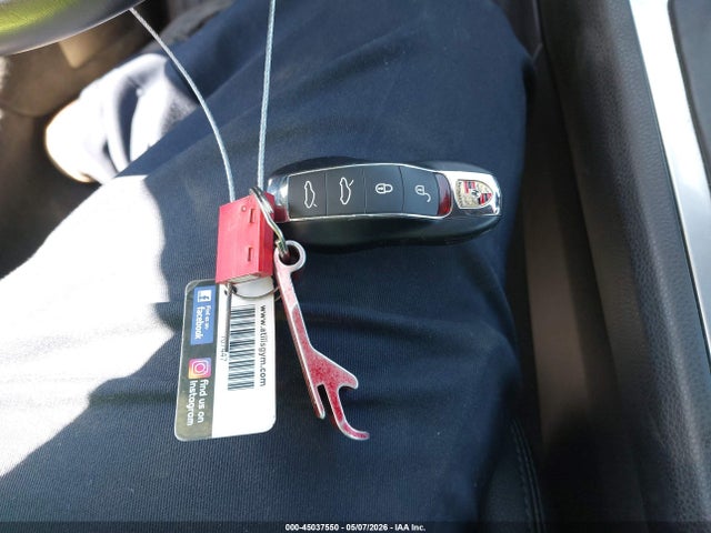 WP0AA2A87JK260421 Porsche 718 Cayman